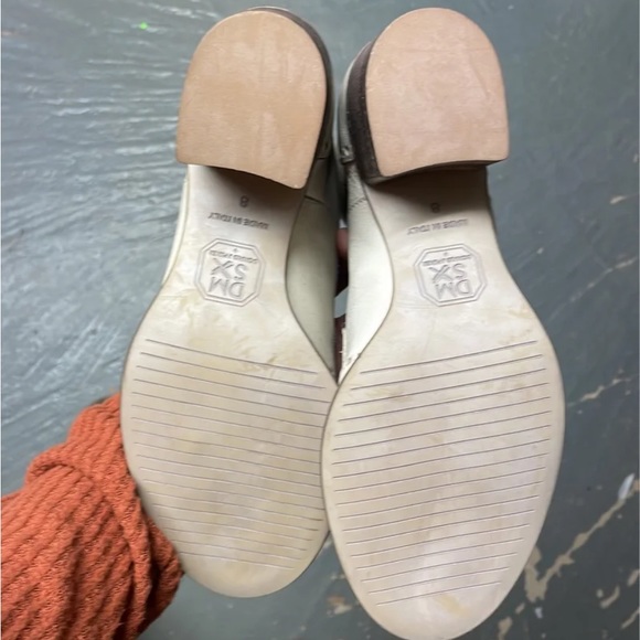 New Donald J Pliner DMSX Prep WD White Wash Distressed Lace Up Booties size 8 - Picture 15 of 15